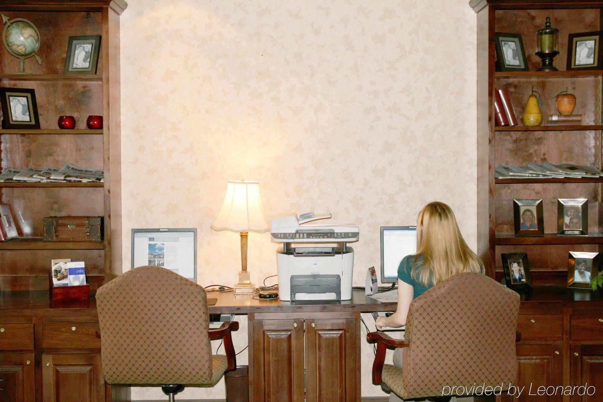 Hampton Inn And Suites Springdale Facilities photo